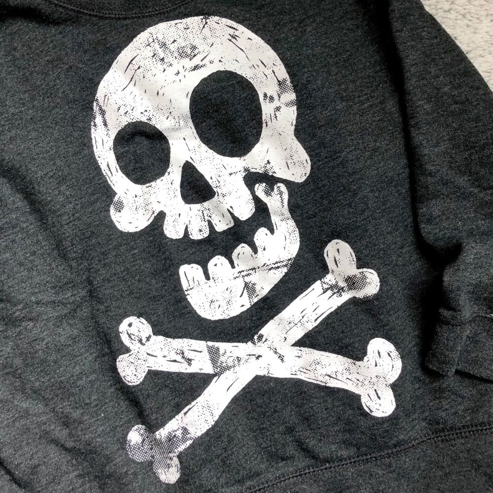 Skull and Crossbones Sweatshirt - Picture 2 of 2